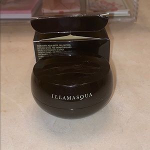 Illasmasqua Hydra Veil